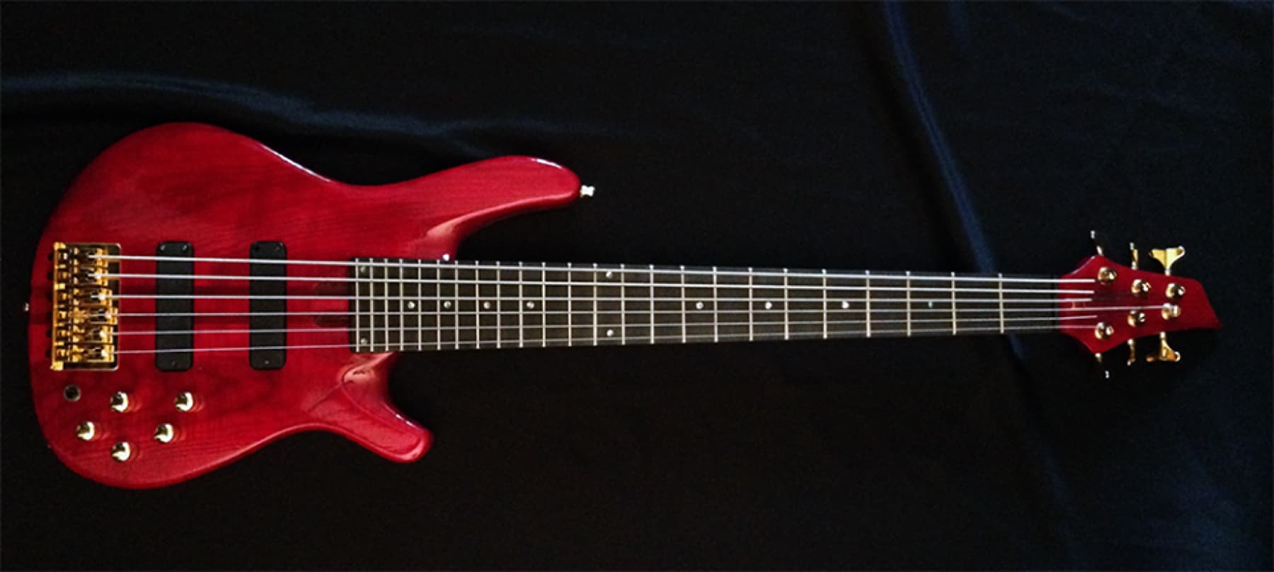Betelgeuse — discontinued De Gattis bass