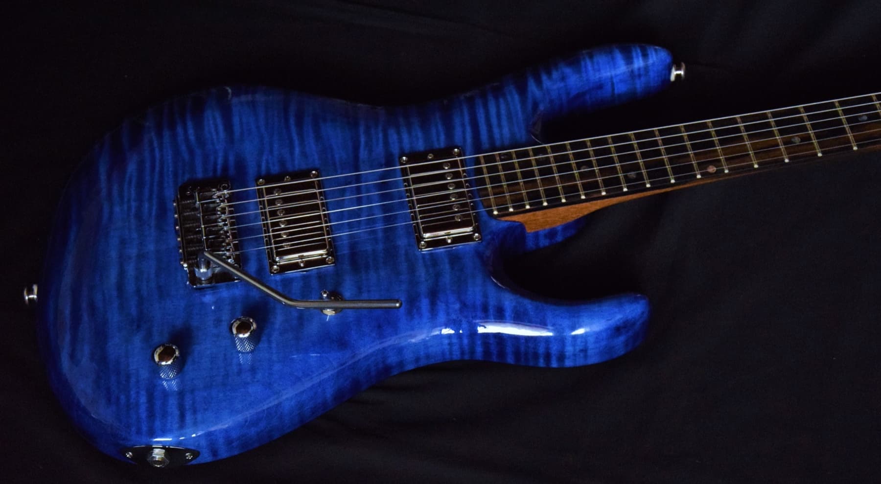 Blue Hypergiant — discontinued De Gattis guitar