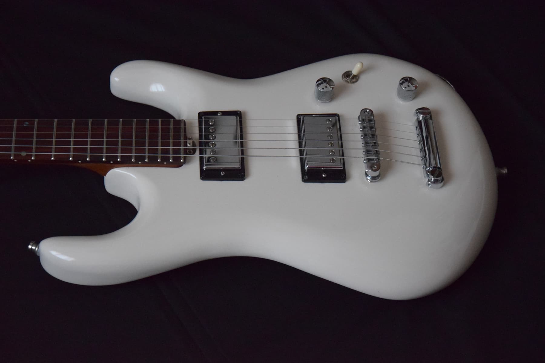 Mercury — discontinued De Gattis guitar