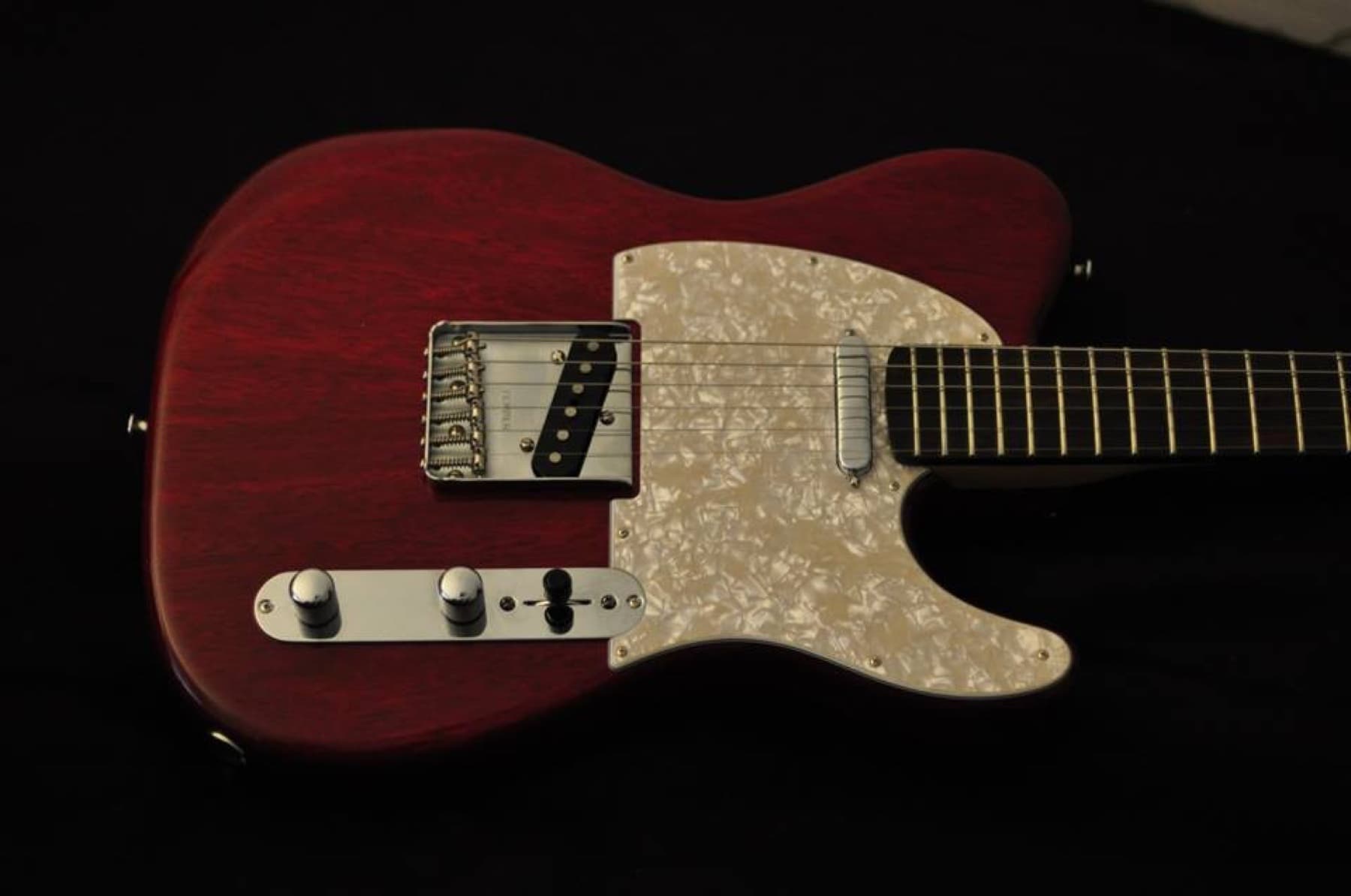 Venus — discontinued De Gattis guitar